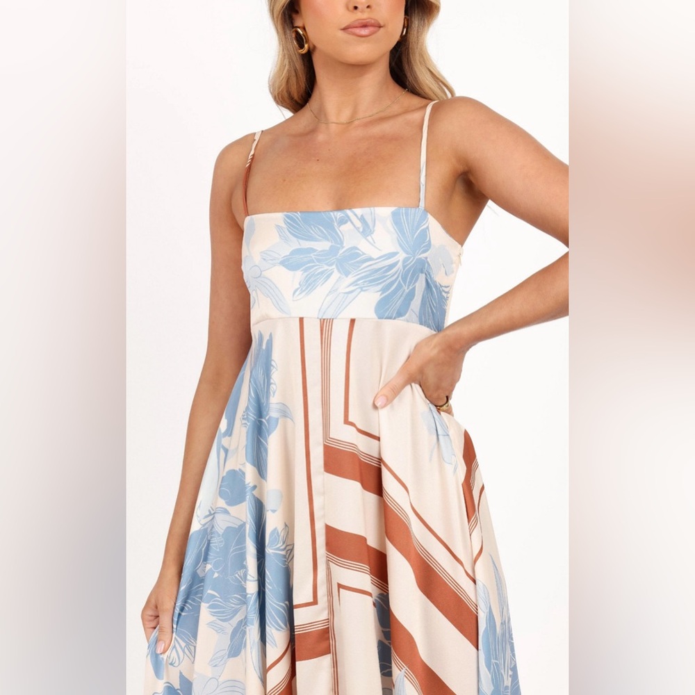 Petal & Pup Elanor Maxi Dress -NWT- Women's - Picture 13 of 13